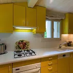 Alp Sunrise - View Cozy בית נופש *